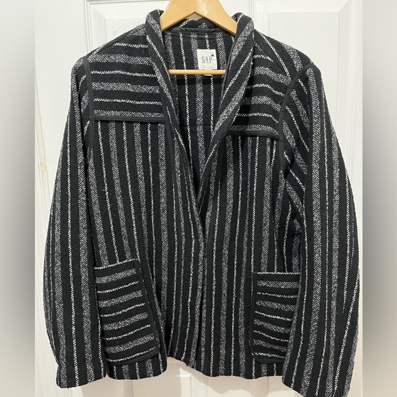 Gap Jacket Medium 50% Wool - Picture 2 of 5
